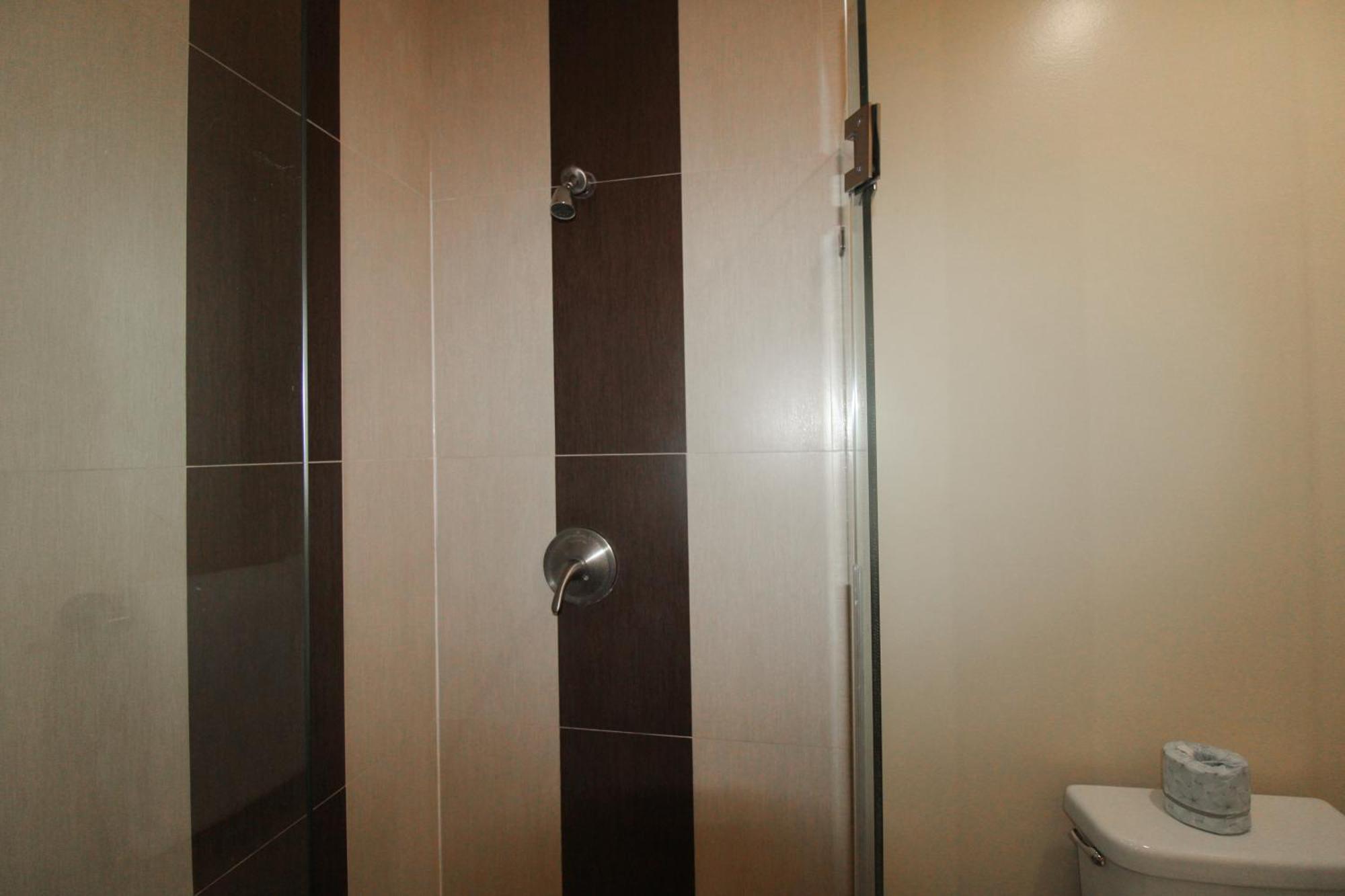 Castle Ph2 Balcony Oceanfront Condo, Access, Pool, Tennis, Free Parking Casa vacanze Miami Beach